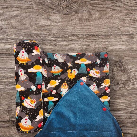 Eco-Friendly Reusable Paper Towels in Space Chickens and Eggs Print - Picture 1 of 3